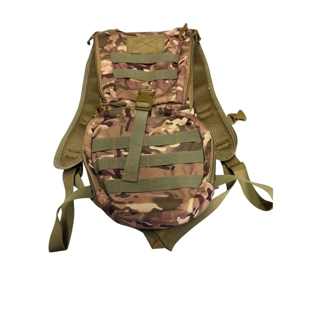 Military-Style Hydration Backpack With Camouflage Design Adjustable Straps Mesh